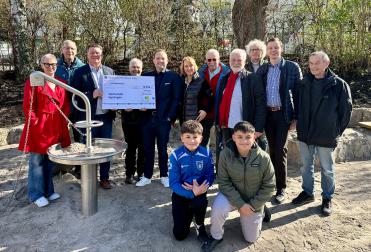 Sandra Koller (Bauamtsleiterin), Georg Kappler (Stiftung Lebenshilfe), Thomas Zeilmeier (Bürgermeister), Dr. Uwe Arndt (Stiftung Lebenshilfe), Manuel Linkenheil (Stiftung Lebenshilfe und Gemeinderat), Yvonne Alvarez (Stiftung Lebenshilfe), Dr. Wolfgang Ballarin (Gemeinderat), Hans-Peter Huber (Gemeinderat), Volker Boden (Landschaftsarchitekt), Manuel Stoll (Gemeinderat) und Rolf Eschler (Gemeinderat).